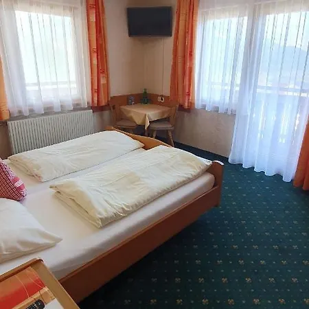 Moser Hotel 3*