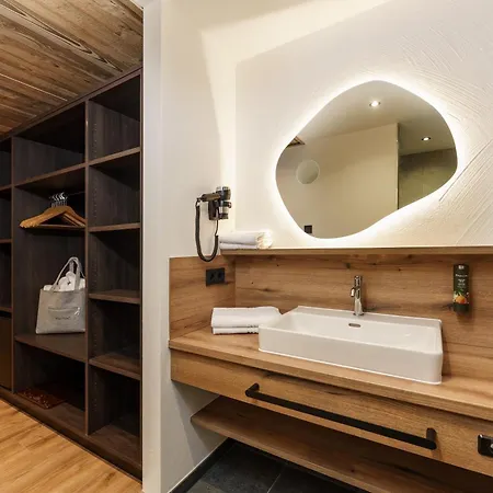 Moser Hotel 4*