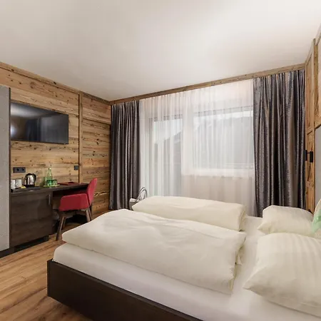 Otel Moser 4*