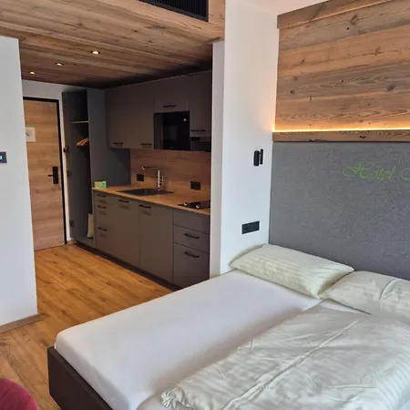 Moser Hotel 4*