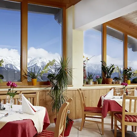 Moser Hotel 3*