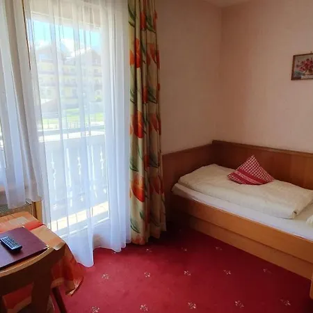 Moser Hotel 3*